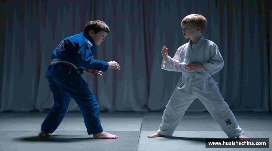 米兰官网磨砺自我，绽放光芒！